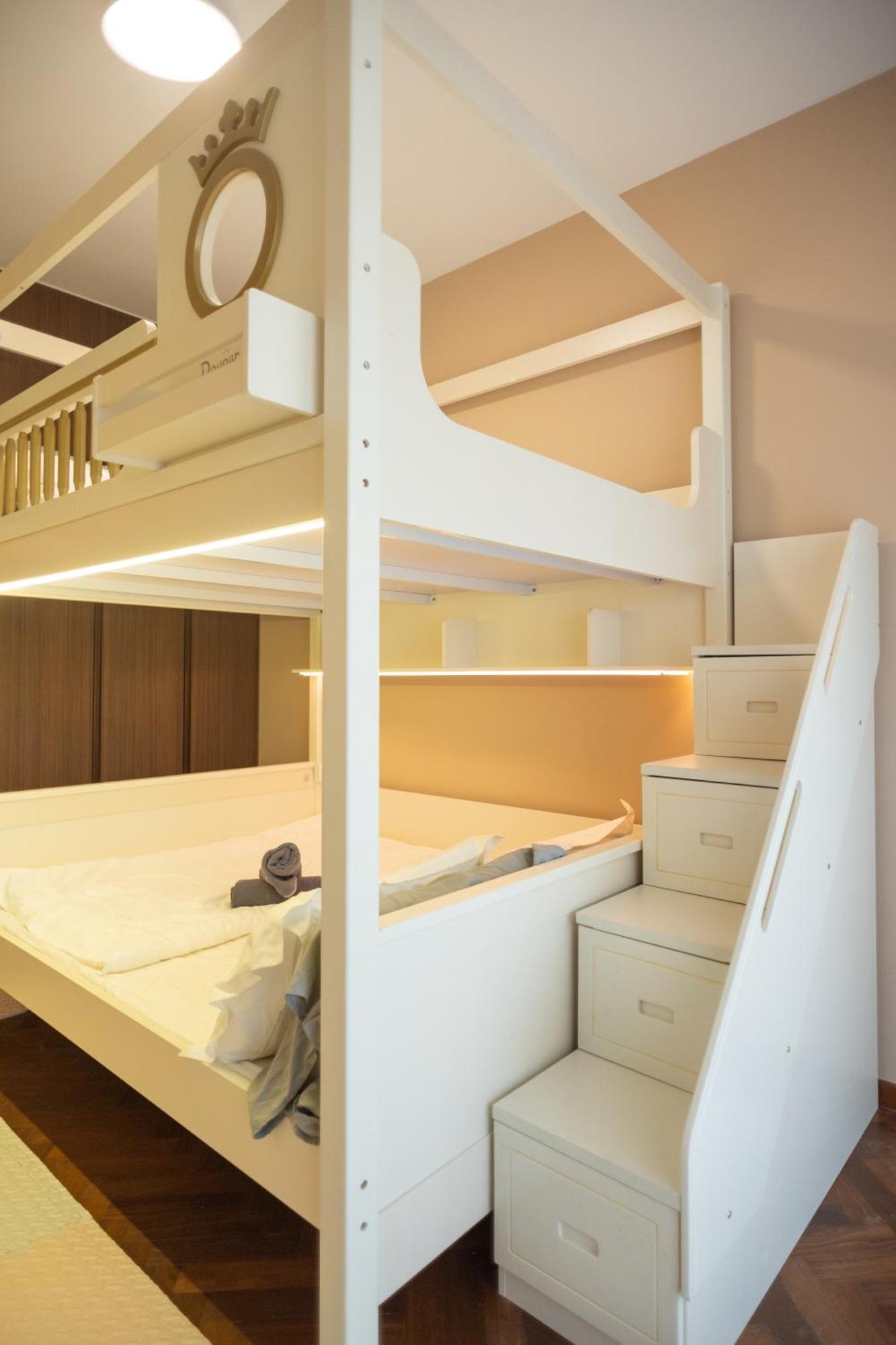 Fantasy Funland Retreat By The Only Bnb Tanjung Tokong Exterior photo
